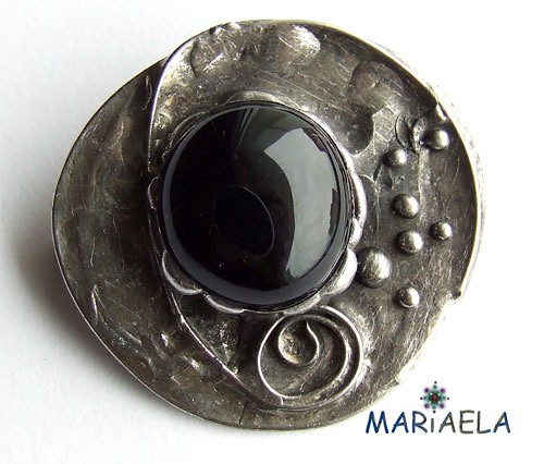 ARTYSTYCZNA CZERŃ MARIAELA