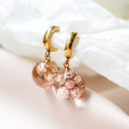 kolczyki z żywicy Kolczyki  z ozothamnusem