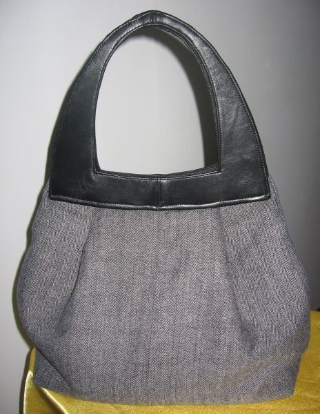 Grey & Black   IV Magdalena24