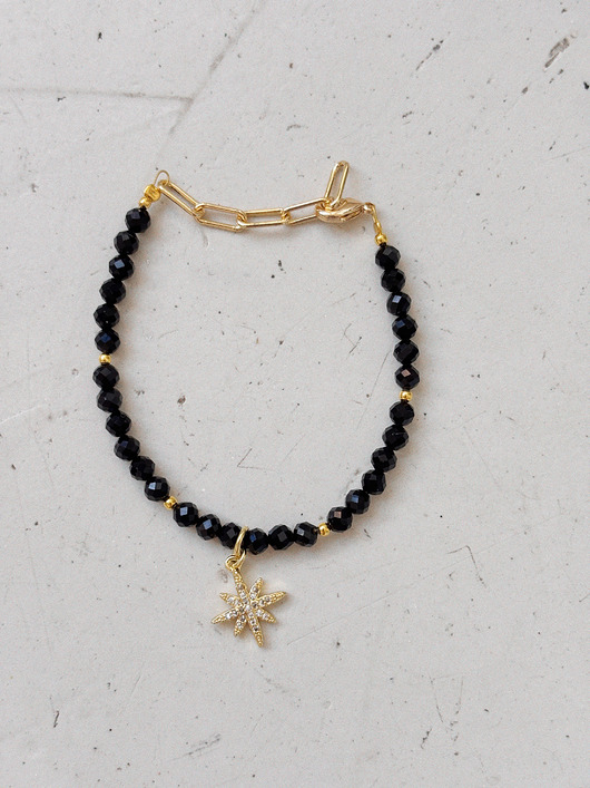 bransoletki z kamieni naturalnych Bransoletka czarna Onyks z gwiazdką