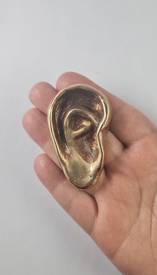 Ozdoby na ścianę UCHO na ścianę - brąz, 1:1 mini rzeźba