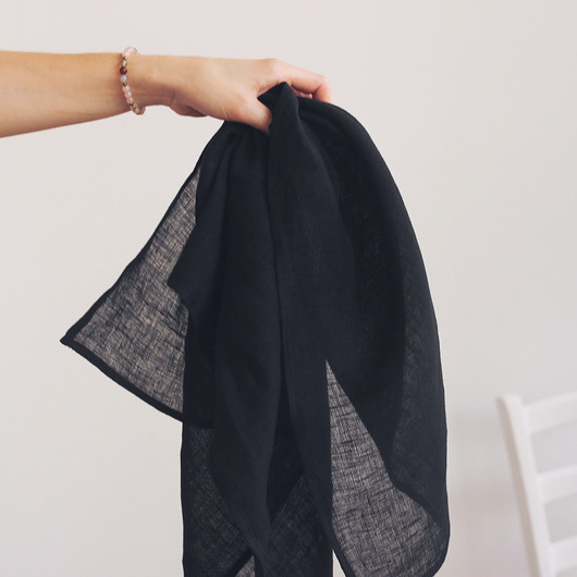 szale damskie Szal / chusta lniana na szyję - czarna