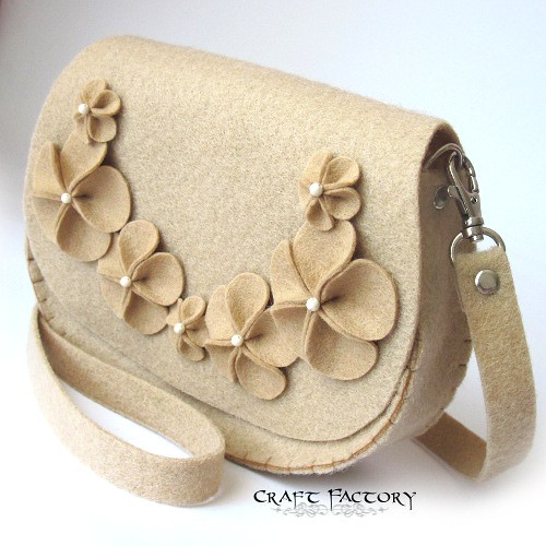 Popping Sand Flowers - torebka mała Craft Factory