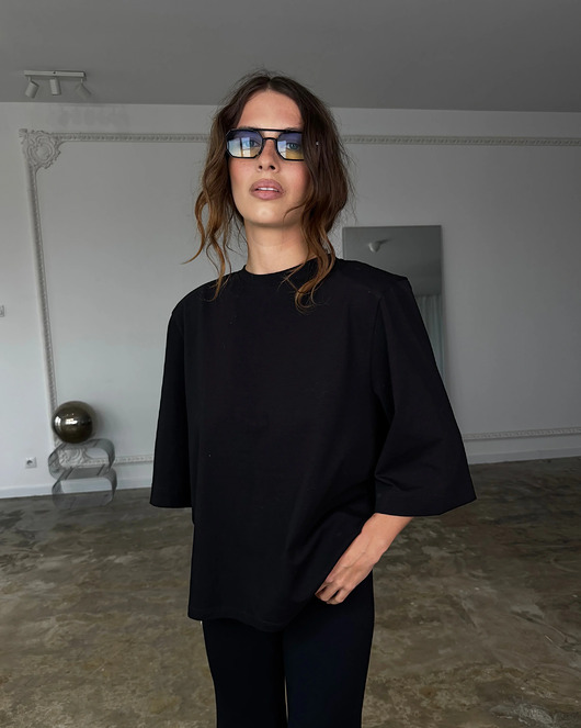 t-shirt damskie Tshirt Wow black