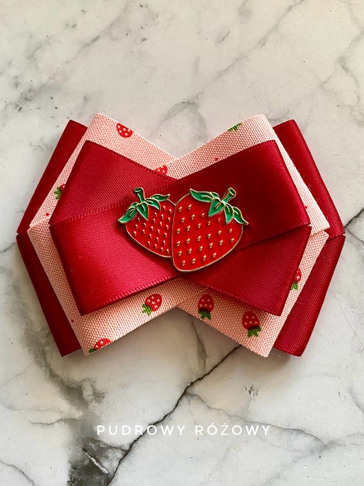 broszki Brosza z Truskawkami Kolekcja Limitowana  FRUIT Nowość