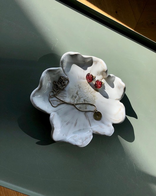 pojemniki na biżuterię Ceramiczna podstawka Biały Kwiat