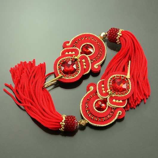 Kolczyki sutasz Gold Red Tassels Ozdoby Ziemi