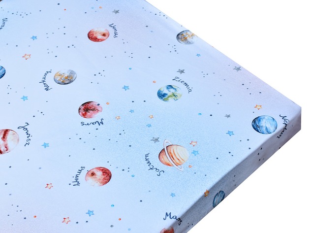 kocyki, kołderki, pościel dla dzieci Prześcieradło DO ŁÓŻECZKA "PLANETY" 120X60CM