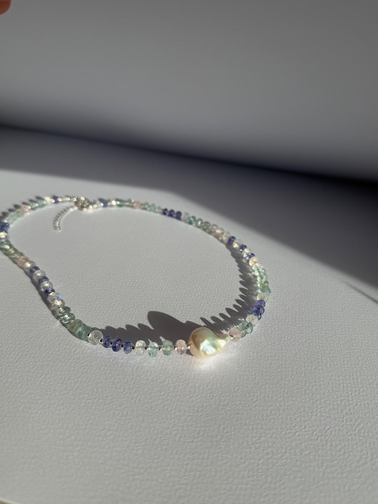 srebrne naszyjniki Naszyjnik z kamieni Clara