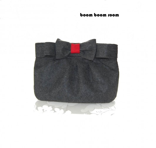 Sophisticated felt bag II boom boom room