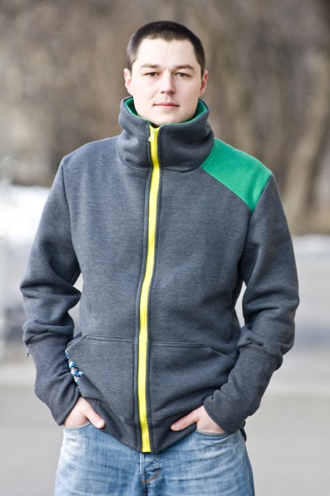 Bluza ze stójką zapinana na suwak DISTENSE