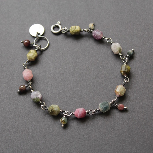 bransoletki z kamieni naturalnych Bransoletka malowane turmaliny