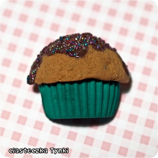 Broszka muffinka ciasteczkatynki
