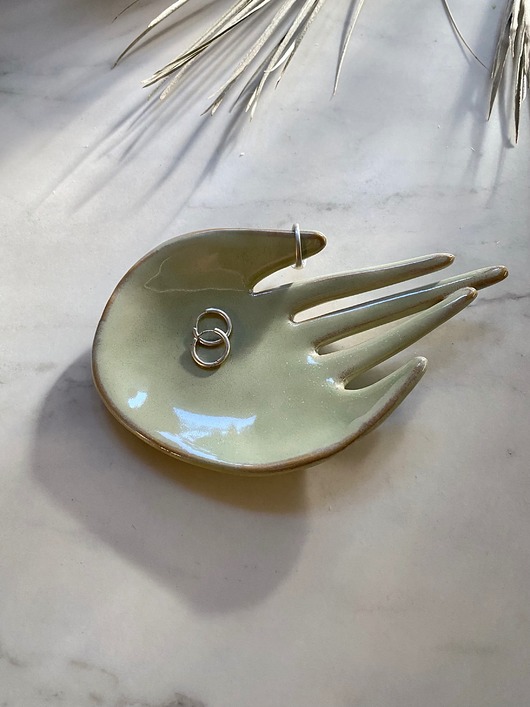 pojemniki na biżuterię Ceramiczna Dłoń Podstawka na Palo Santo Biżuterię Pistacja