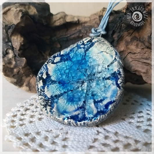 wisiory Błękitny wisior ceramiczny SEAGLASS, naszyjnik z duszą