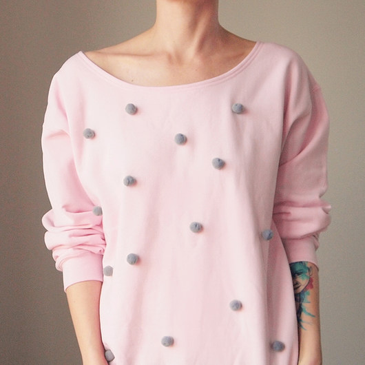 bluza bez kaptura damska Bluza z pomponami Wybierz kolor S-XXL Z