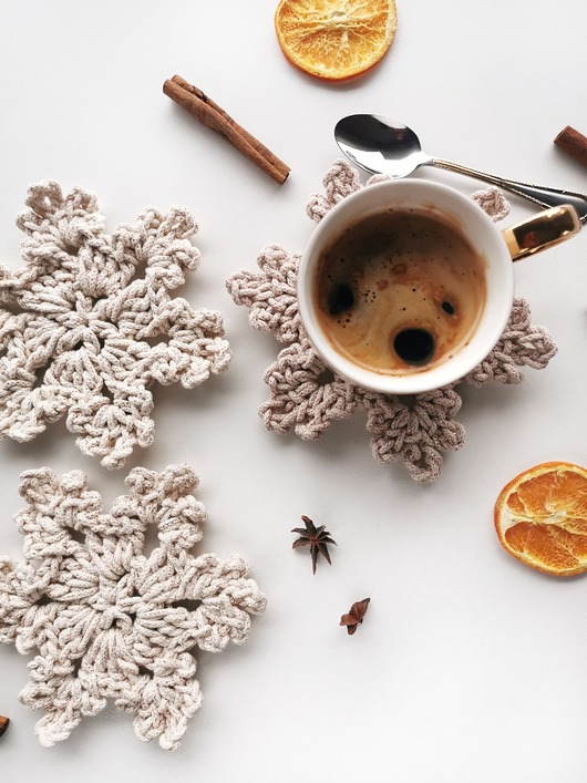 dekoracje świąteczne Gwiazdki śnieżynki beżowe 4szt