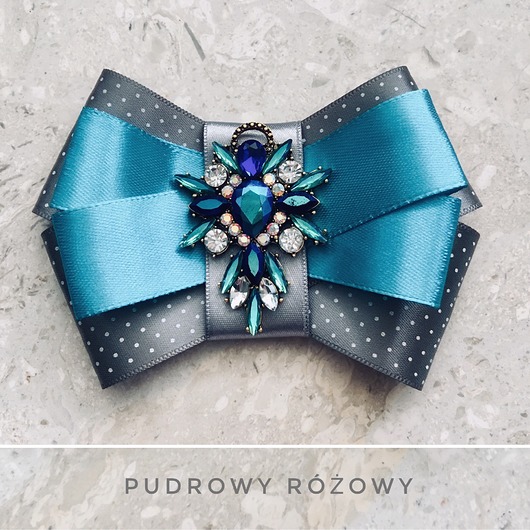 Brosza  lazurowa z kamieniem kameleon Pudrowy Różowy