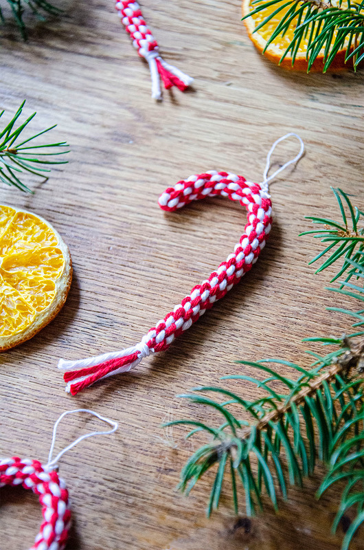ozdoby choinkowe Laska Candy Cane ze sznurka na choinkę 10 cm