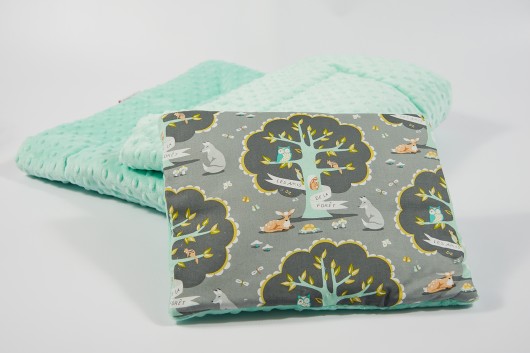 Podusia do wózka - miętowy las - 23x30 cm Minky and Cotton