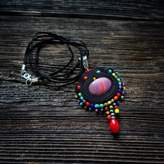 Kolorowy  naszyjnik soutache Mró Soutache