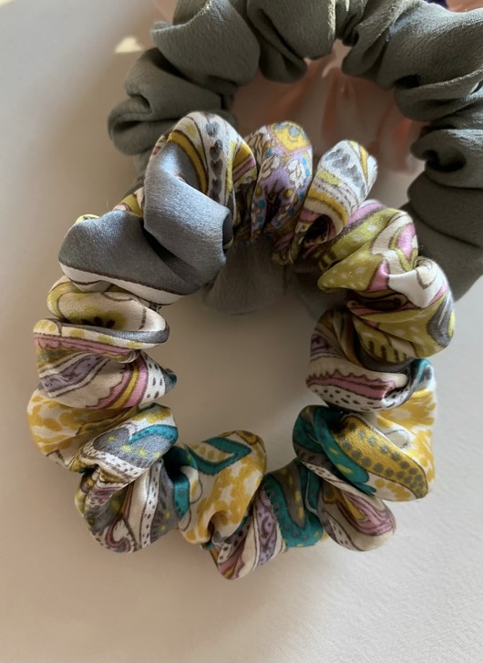 gumki do włosów Jedwabna gumka do włosów Irene w wersji mini