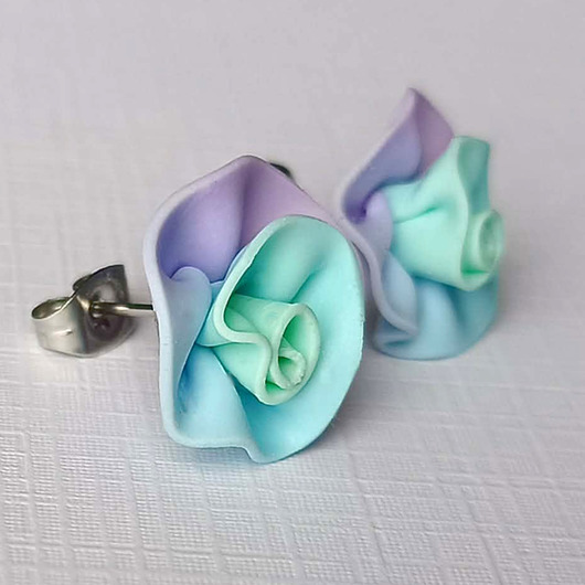 kolczyki z masy plastycznej Pastelowe Kolczyki Różyczki