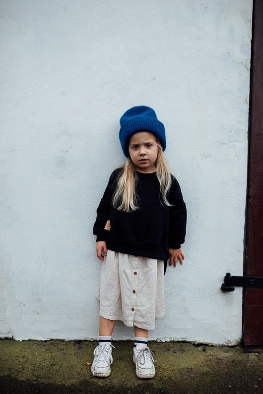 bluzy dla dziewczynki Bluza Oversize Czarny KRÓLIK Z USZAMI