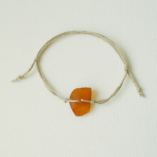 bransoletki na sznurku Surowy bursztyn No 2 Bransoletka