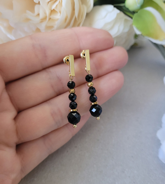 kolczyki z kamieniami Kolczyki na sztyftach z Turmalinem