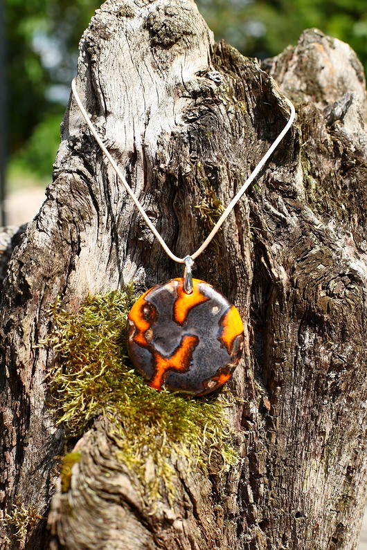 wisiory Wisiorek ceramiczny - Salamandra