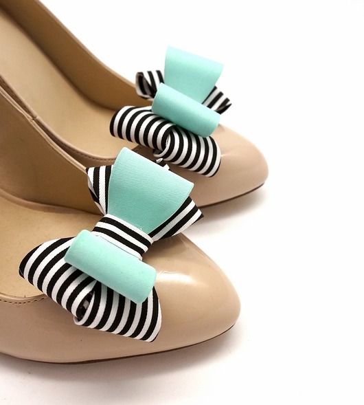Kokardki 3D Stripes- klipsy do butów Coquet