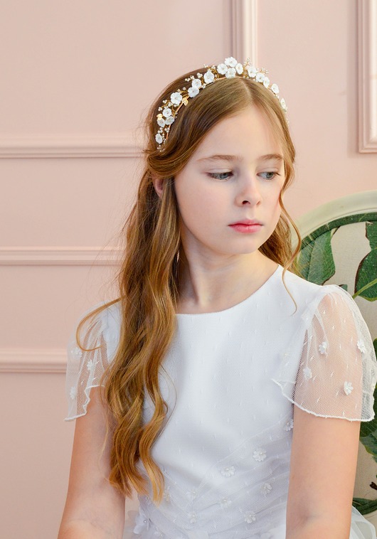 wianki komunijne Tiara z kwiatami model Tiana
