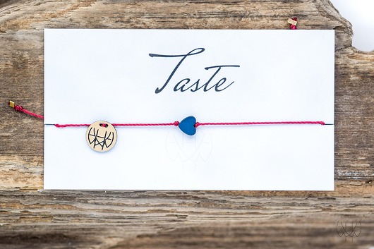 WHW Taste Navy Heart On Red String w hand works