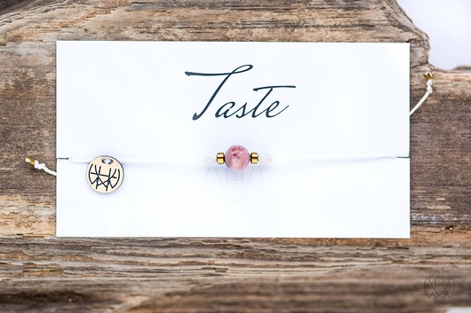 WHW Taste Rhodonite w hand works