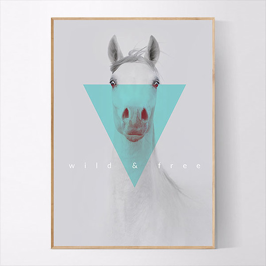 Plakat z napisem Wild & free MUKKO