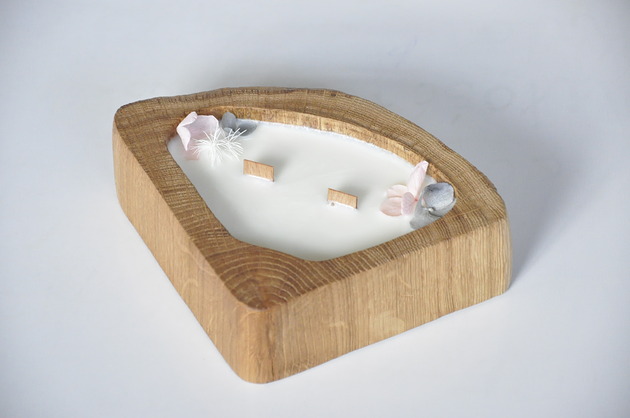 świeczniki i świece Świeca sojowa zapachowa - w drewnie dębu /matcha&bergamotka/