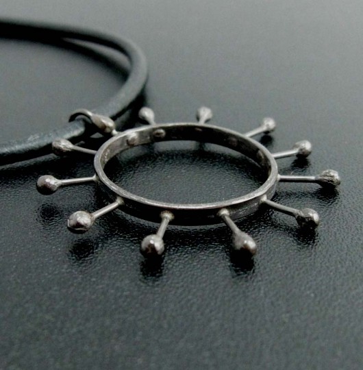 Black SUN Pracownia Neores