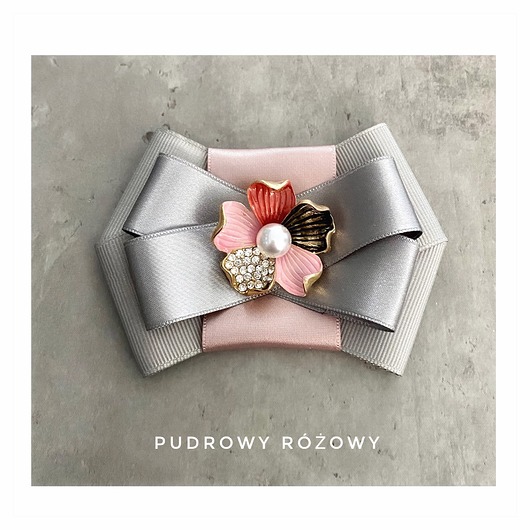 broszki Broszka z cudownym kwiatem z perłą NEW