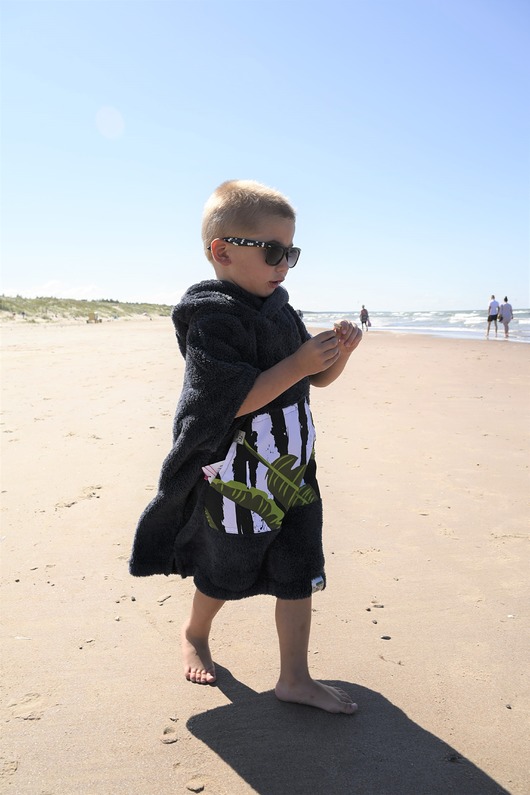 Surf Poncho HugMe made by 7084 HugMe