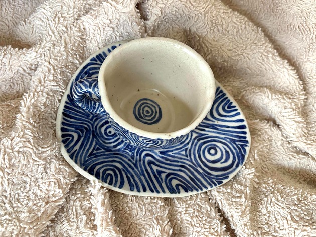 filiżanki Ceramiczny zestaw filiżanka i talerzyk "Paranoja"