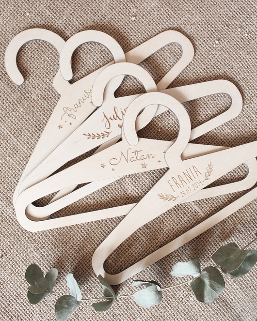 pokój dziecka - różne Drewniany wieszak z imieniem dziecka