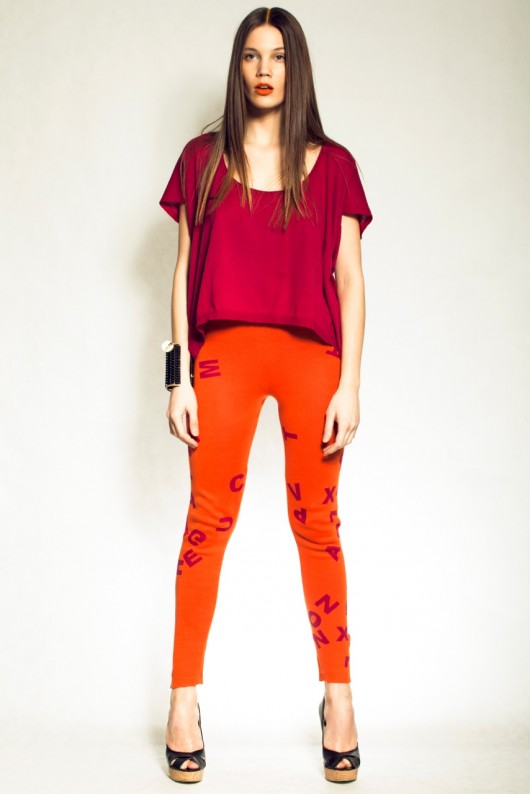 legingsy "literki" CONFASHION
