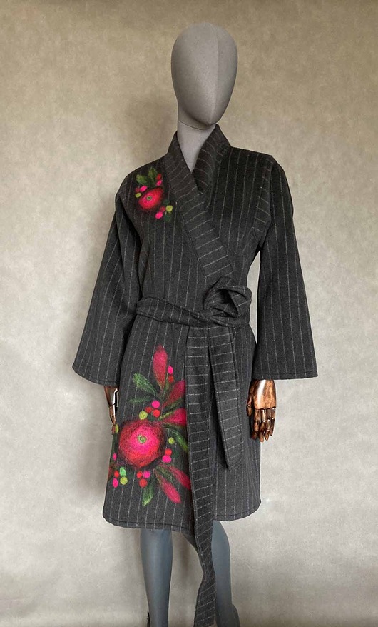 płaszcze damskie Kimono płaszcz wełna paski kwiaty filowane.