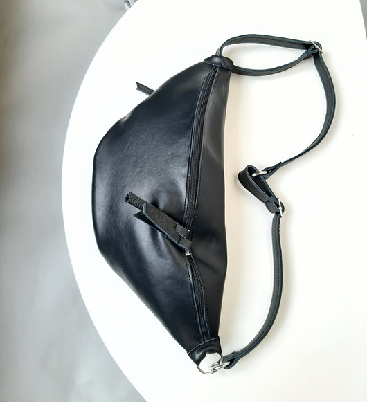 torby na ramię NERKA czarna skóra naturalna