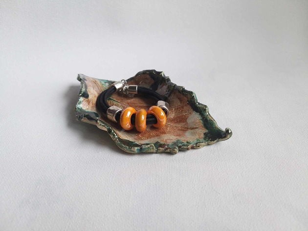 pojemniki na biżuterię Podstawka ceramiczna liść