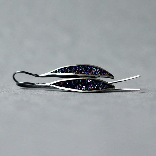 kolczyki wire wrapping Małe wiszące kolczyki srebrne z karborundem