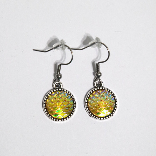 kolczyki z żywicy Kolczyki wiszące - Łuski złote