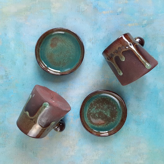 filiżanki Dwie ręcznie robione eramiczne filizanki do espresso