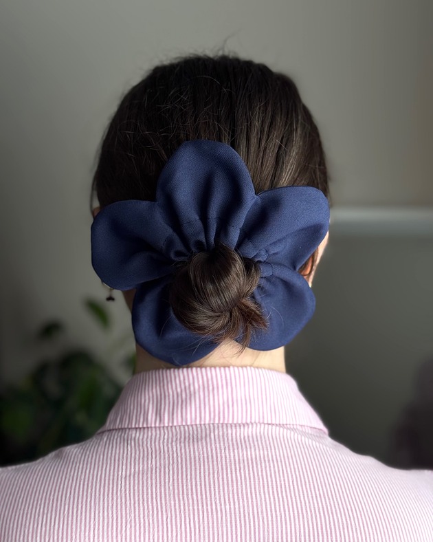 gumki do włosów Flower Scrunchie Granatowa